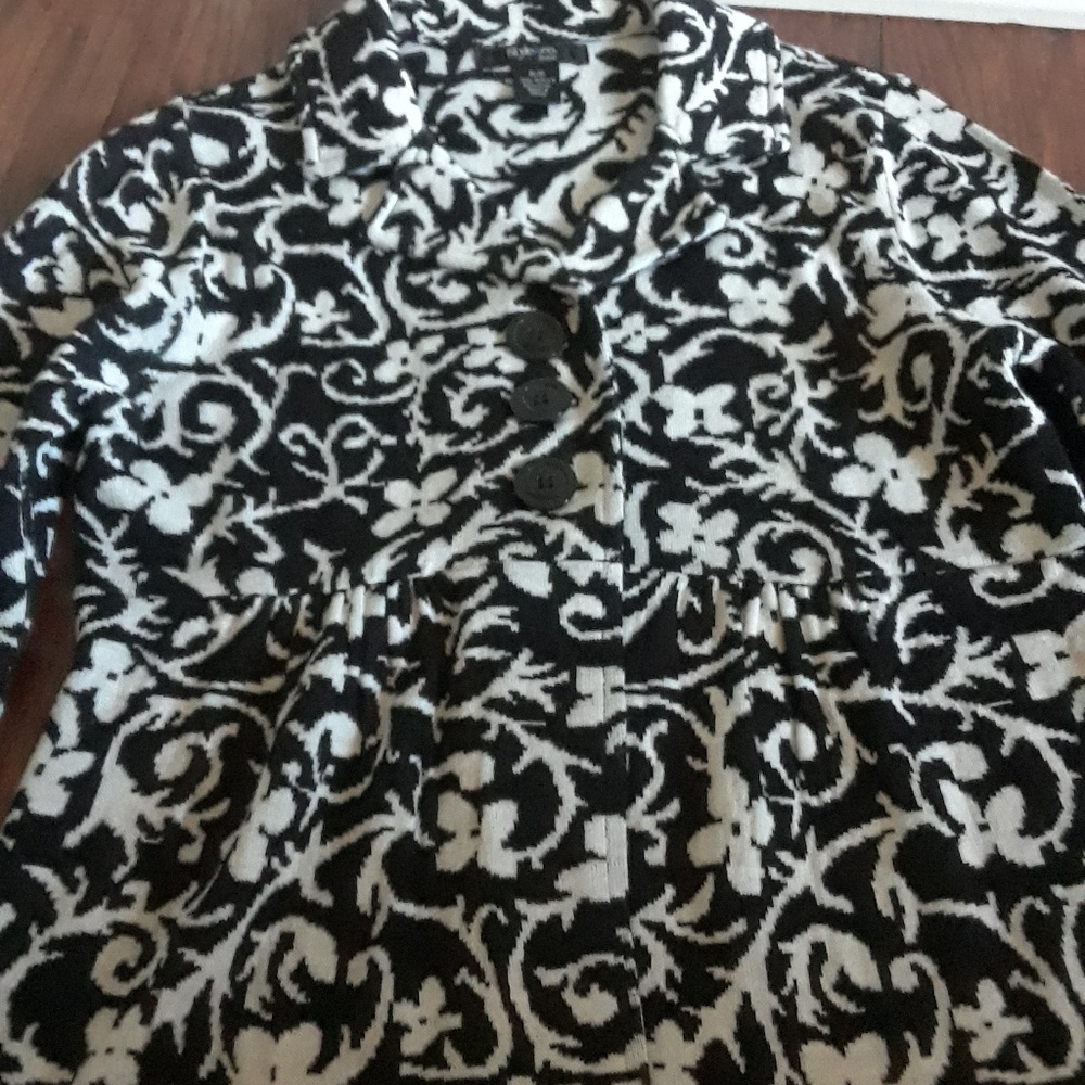 Jacket - Picture 3 of 4